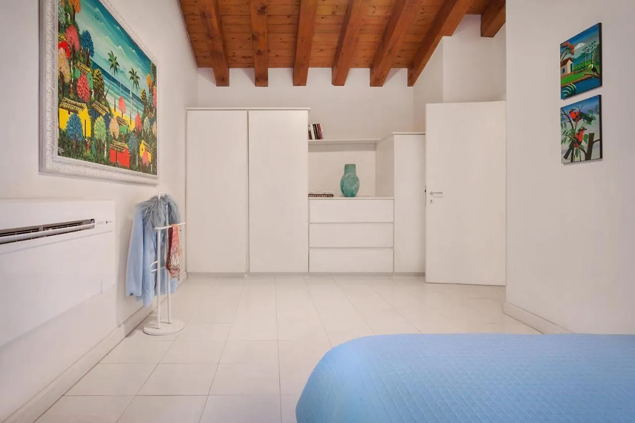 Villa Dismero-Un Oasi Di Lusso E Privacy ブレンゾーネ イタリア